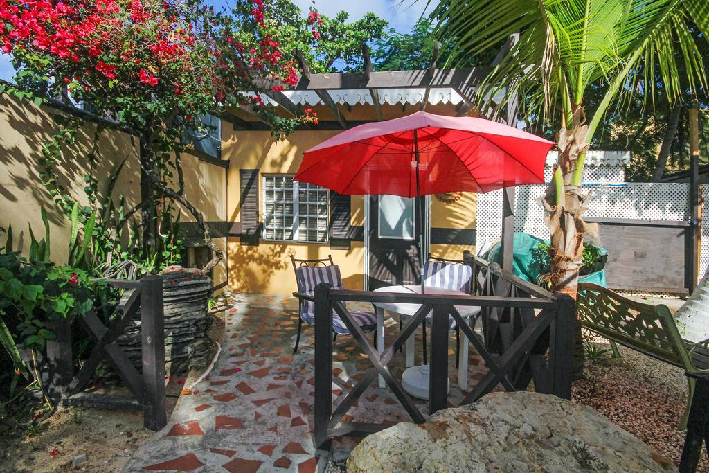 Mary'S Boon Beach Resort & Spa Simpson Bay Eksteriør billede