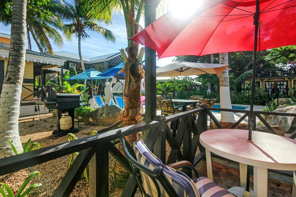 Mary'S Boon Beach Resort & Spa Simpson Bay Eksteriør billede